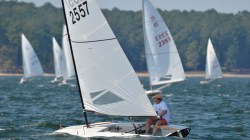 Sailing Puffin-2 upwind at Augusta Sailing Club, October 2015. (Photo - Mari Johnson)